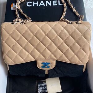100% authentic CHANEL jumbo caviar beige single flap SHW